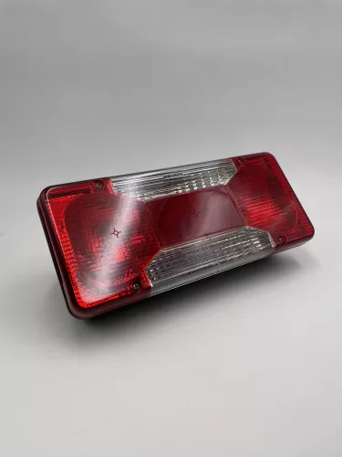 00391|Luce posteriore|